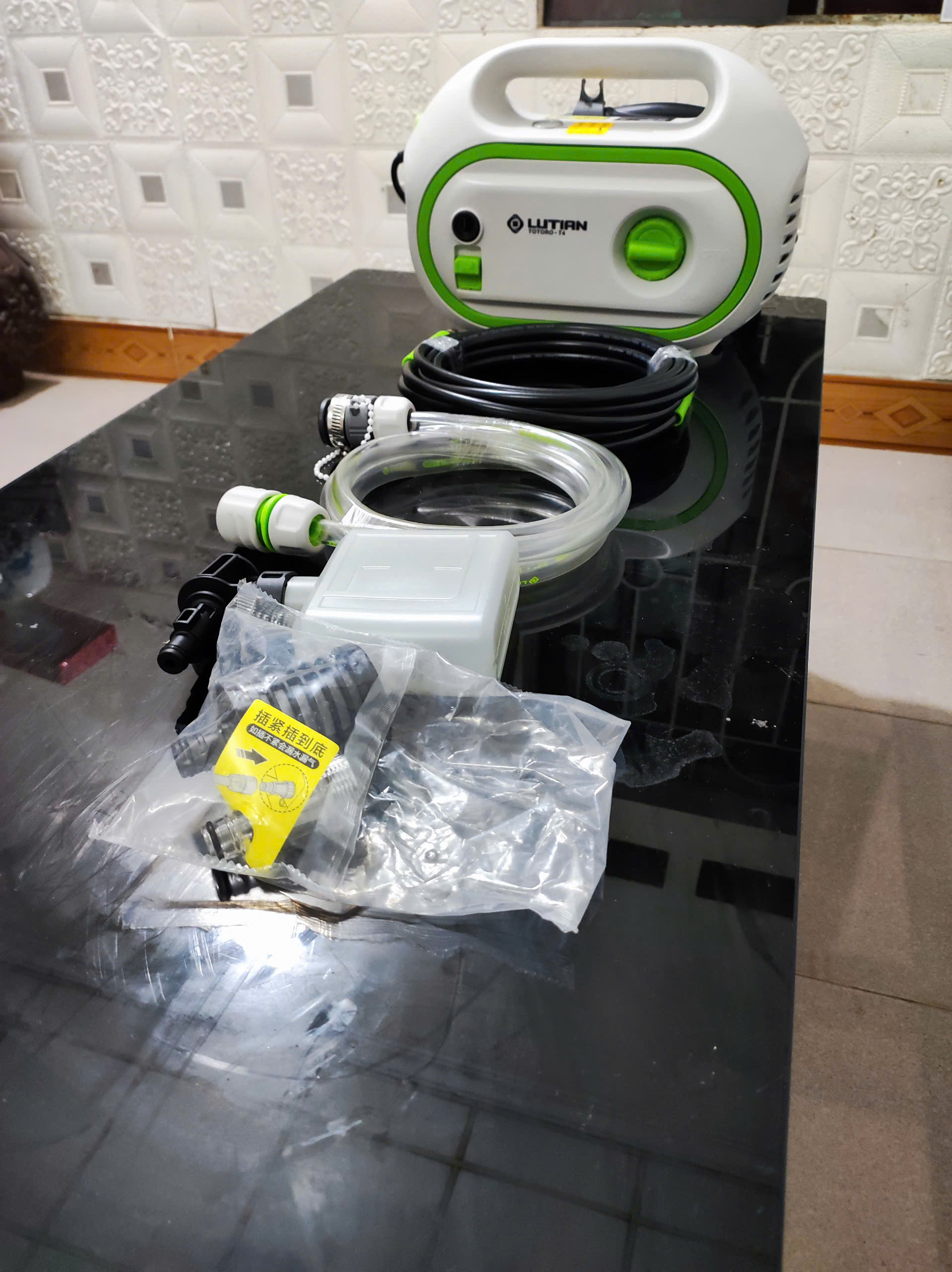 Lý do nên chọn máy rửa xe mini